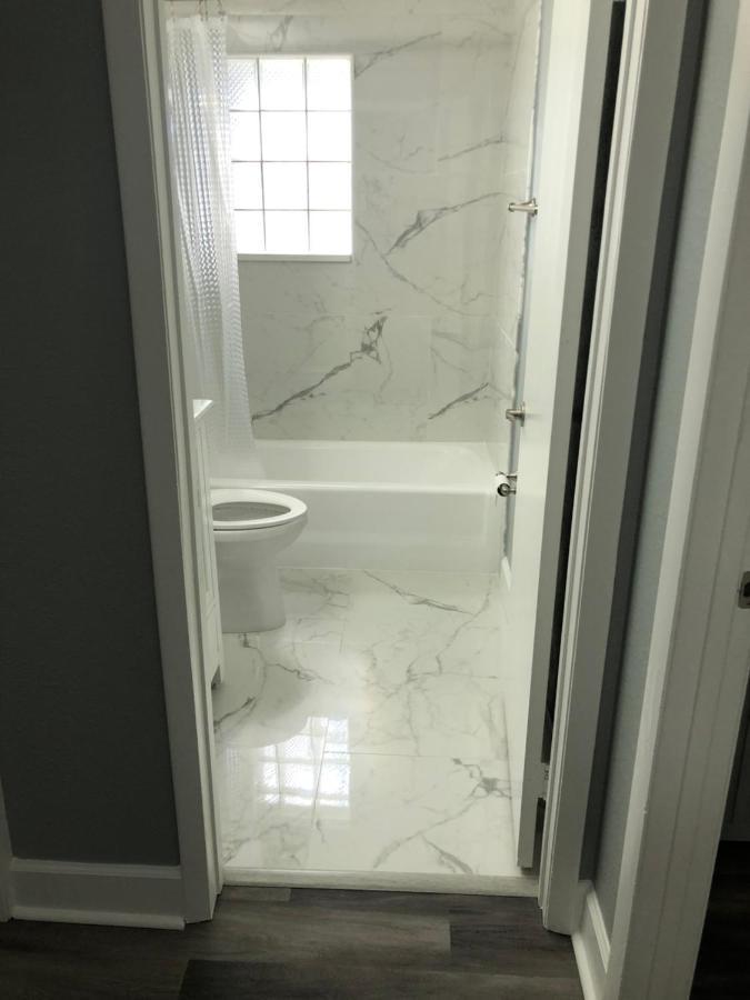 2 Bedrooms Vacation Home 탬파 외부 사진